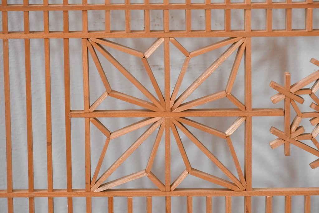 アンティーク建具　昭和初期　繊細な組子細工が目を引く欄間1枚　(R-085640)