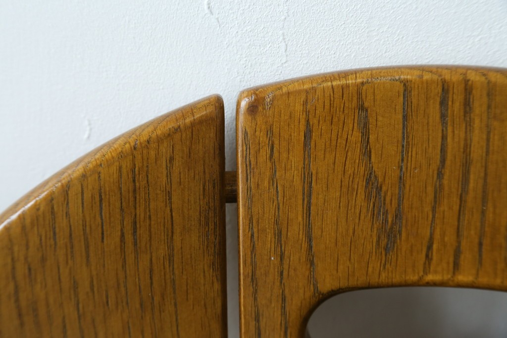 中古　美品　希少な廃番品　浜本工芸　オーク材　フェイクレザー　扇形背もたれのモダンなダイニングチェア3脚セット　(R-085641)