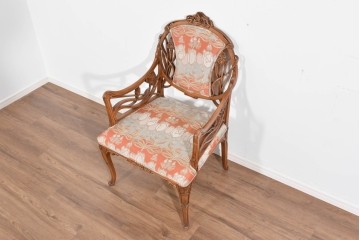 中古　美品　最高級モデル　メデア(Medea)　ART-919　アール・ヌーヴォー様式　繊細な彫刻装飾が魅力のアームチェア　定価約65万円相当　(R-085642)