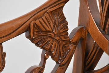 中古　美品　最高級モデル　メデア(Medea)　ART-919　アール・ヌーヴォー様式　繊細な彫刻装飾が魅力のアームチェア　定価約65万円相当　(R-085642)