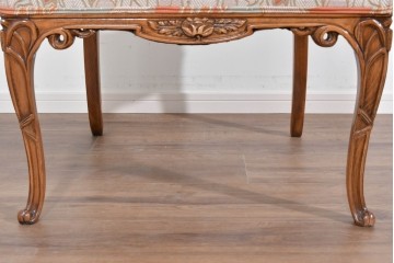 中古　美品　最高級モデル　メデア(Medea)　ART-919　アール・ヌーヴォー様式　繊細な彫刻装飾が魅力のアームチェア　定価約65万円相当　(R-085642)