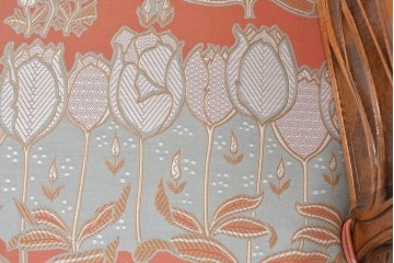 中古　美品　最高級モデル　メデア(Medea)　ART-919　アール・ヌーヴォー様式　繊細な彫刻装飾が魅力のアームチェア　定価約65万円相当　(R-085642)