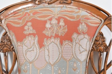 中古　美品　最高級モデル　メデア(Medea)　ART-919　アール・ヌーヴォー様式　繊細な彫刻装飾が魅力のアームチェア　定価約65万円相当　(R-085642)