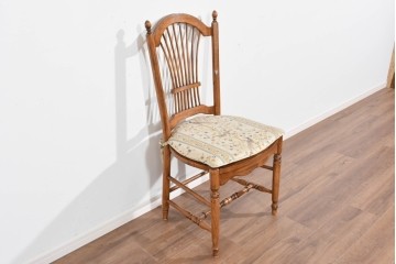 中古　美品　アメリカ　ETHAN ALLEN(イーセンアーレン)　弧を描く背もたれが美しいアンティーク調ダイニングチェア　(R-085643)