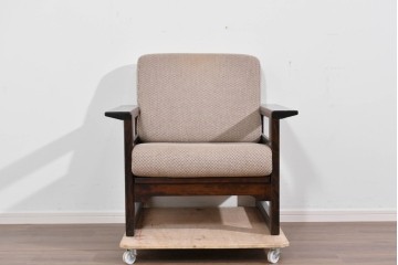 中古　美品　希少な廃番品　北海道民芸家具　HM220　重厚な木部フレームが魅力のイージーチェア　(R-085645)