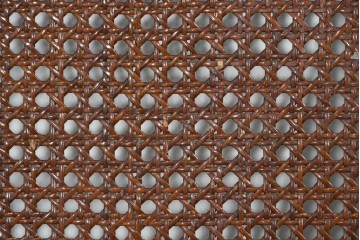 中古　三越家具(現カントリーハウス)　Brugge(ブルージュ)　籐張り背もたれとターニングレッグのサイドチェア2脚セット　(R-085646)