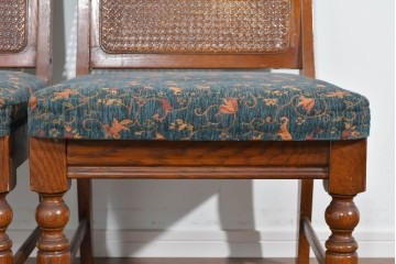 中古　三越家具(現カントリーハウス)　Brugge(ブルージュ)　籐張り背もたれとターニングレッグのサイドチェア2脚セット　(R-085646)