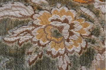 イタリアヴィンテージ　イタリア高級家具　SILIK(シリック)　華やかなロココ調装飾のダイニングチェア3脚　セット定価約124万円相当　(R-085648)