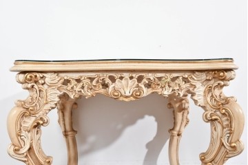 中古　イタリア高級家具　SILIK(シリック)　希少な小振りサイズのダイニングテーブル　定価約140万円相当　(R-085649)