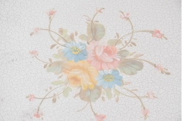 中古　イタリア高級家具　SILIK(シリック)　希少な小振りサイズのダイニングテーブル　定価約140万円相当　(R-085649)