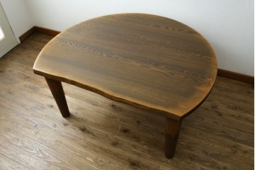 中古　美品　ナガノインテリア　レッドオーク材　2way仕様のダイニングテーブル/座卓　定価約24万円　(R-085650)