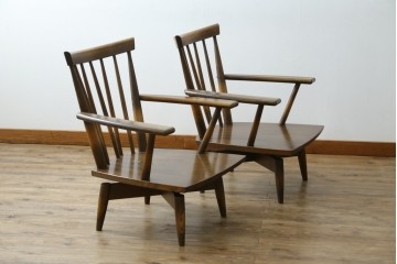 中古　美品　ナガノインテリア　タモ材　ゆったりとした座面フォルムが心地よい回転式ダイニングチェア2脚セット　(R-085651)