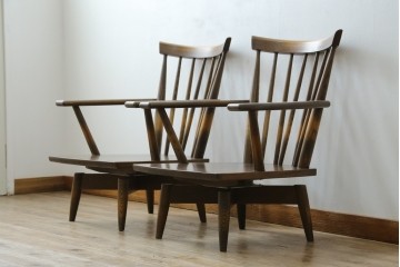 中古　美品　ナガノインテリア　タモ材　ゆったりとした座面フォルムが心地よい回転式ダイニングチェア2脚セット　(R-085651)