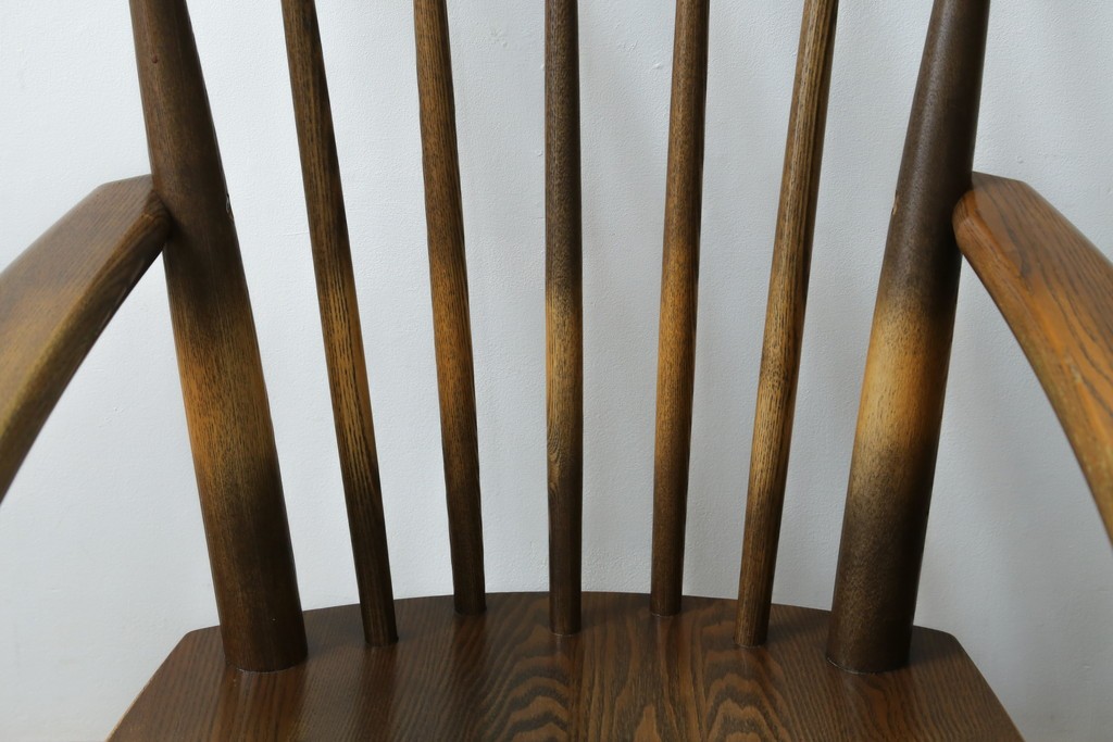 中古　美品　ナガノインテリア　タモ材　ゆったりとした座面フォルムが心地よい回転式ダイニングチェア2脚セット　(R-085651)