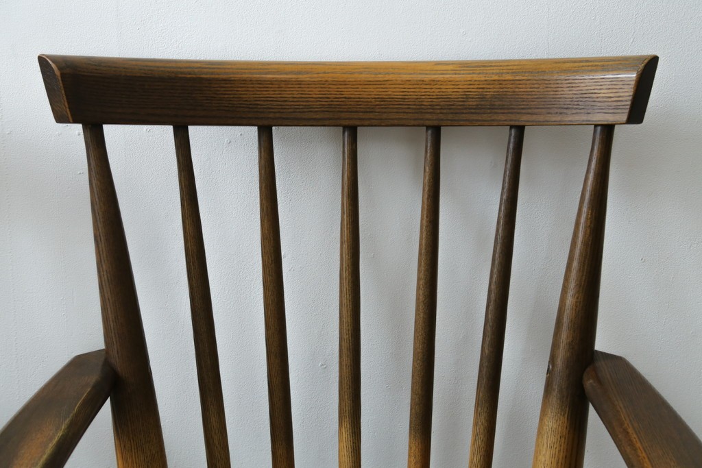 中古　美品　ナガノインテリア　タモ材　ゆったりとした座面フォルムが心地よい回転式ダイニングチェア2脚セット　(R-085651)