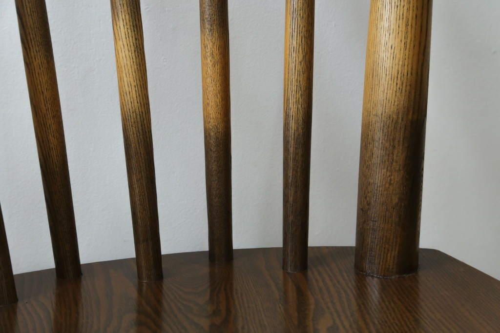 中古　美品　ナガノインテリア　タモ材　ゆったりとした座面フォルムが心地よい回転式ダイニングチェア2脚セット　(R-085651)