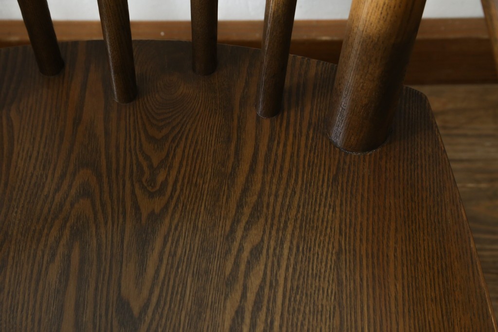 中古　美品　ナガノインテリア　タモ材　ゆったりとした座面フォルムが心地よい回転式ダイニングチェア2脚セット　(R-085651)