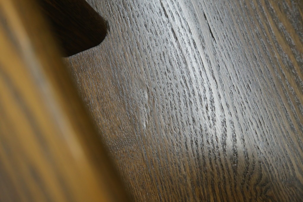 中古　美品　ナガノインテリア　タモ材　ゆったりとした座面フォルムが心地よい回転式ダイニングチェア2脚セット　(R-085651)