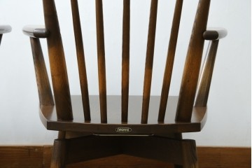 中古　美品　ナガノインテリア　タモ材　ゆったりとした座面フォルムが心地よい回転式ダイニングチェア2脚セット　(R-085651)