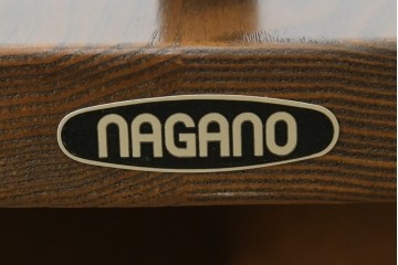 中古　美品　ナガノインテリア　タモ材　ゆったりとした座面フォルムが心地よい回転式ダイニングチェア2脚セット　(R-085651)