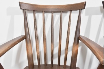 中古　美品　ナガノインテリア　タモ材　ゆったりとした座面フォルムが心地よい回転式ダイニングチェア2脚セット　(R-085651)