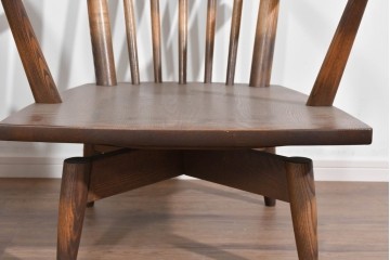 中古　美品　ナガノインテリア　タモ材　ゆったりとした座面フォルムが心地よい回転式ダイニングチェア2脚セット　(R-085651)