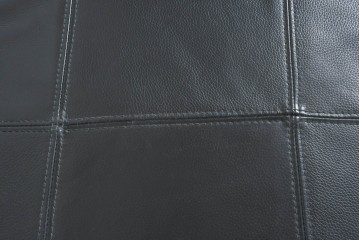 中古　美品　BoConcept(ボーコンセプト)　Hampton(ハンプトン)　プーフ ホイール　左右収納付きのオットマン　定価約43万円相当　(R-085653)