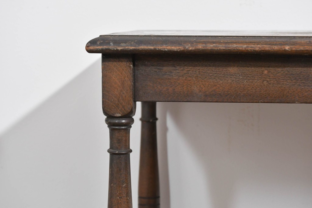 和製アンティーク　挽物脚がクラシカルなネストテーブル　(R-085656)