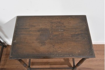 和製アンティーク　挽物脚がクラシカルなネストテーブル　(R-085656)