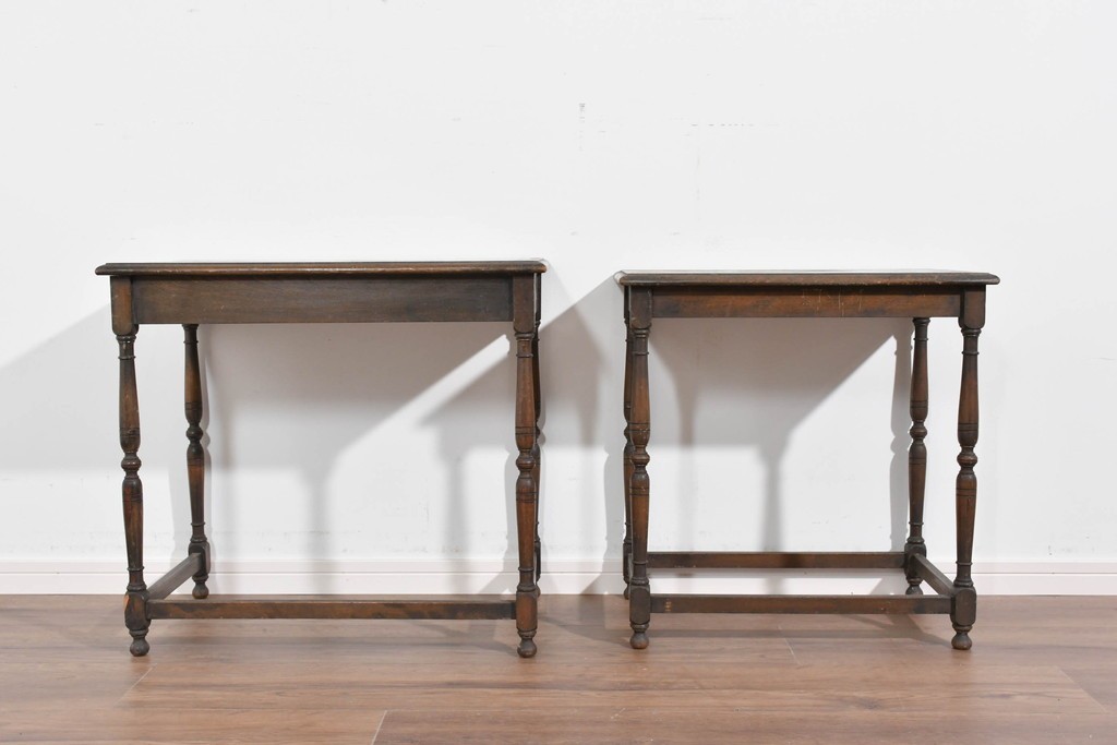 和製アンティーク　挽物脚がクラシカルなネストテーブル　(R-085656)