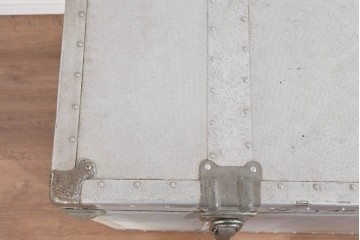 和製ヴィンテージ　昭和中期～後期　無骨な金具使いが魅力の船トランク　(R-085657)