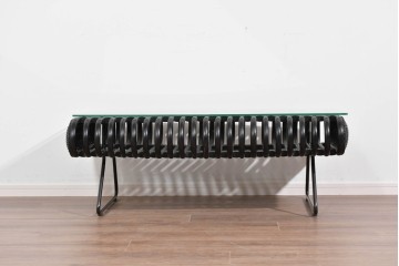 ヴィンテージ家具　籐(ラタン)　立体的な曲線フレームが特徴のガラス天板付きセンターテーブル　(R-085659)