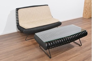 ヴィンテージ家具　籐(ラタン)　立体的な曲線フレームが特徴のガラス天板付きセンターテーブル　(R-085659)