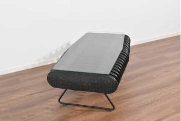 ヴィンテージ家具　籐(ラタン)　立体的な曲線フレームが特徴のガラス天板付きセンターテーブル　(R-085659)