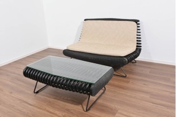 ヴィンテージ家具　籐(ラタン)　立体的な曲線フレームが特徴のガラス天板付きセンターテーブル　(R-085659)