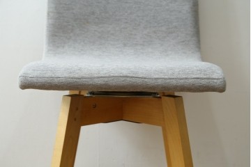 中古　美品　杉工場　木と風シリーズ　メープル材　直線的なデザインが美しいデスク・チェア・デスクワゴンの3点セット　定価約15万円　(R-085660)