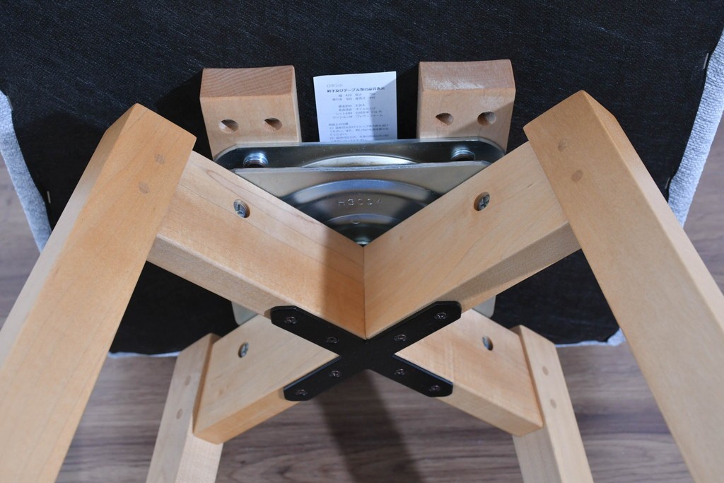 中古　美品　杉工場　木と風シリーズ　メープル材　直線的なデザインが美しいデスク・チェア・デスクワゴンの3点セット　定価約15万円　(R-085660)