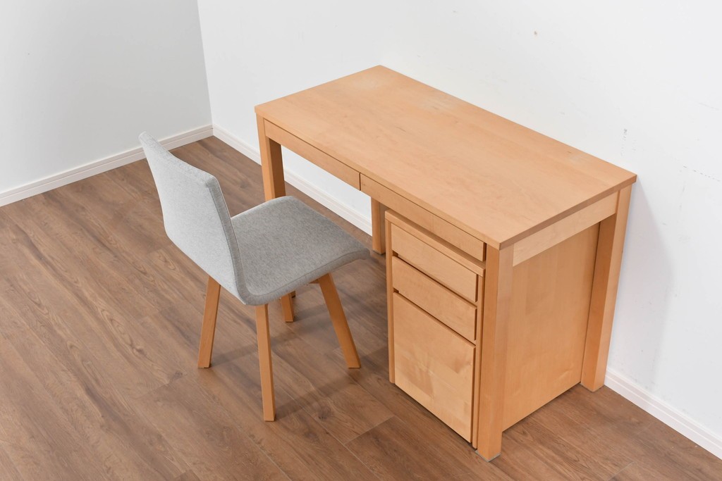 中古　美品　杉工場　木と風シリーズ　メープル材　直線的なデザインが美しいデスク・チェア・デスクワゴンの3点セット　定価約15万円　(R-085660)