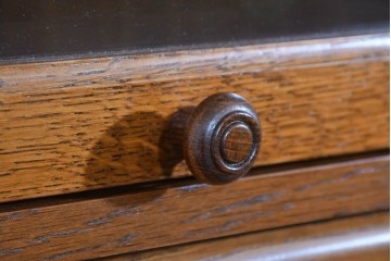 中古　美品　三越家具(現カントリーハウス)　Brugge(ブルージュ)　フラップ扉の4段ブックケース　(R-085663)