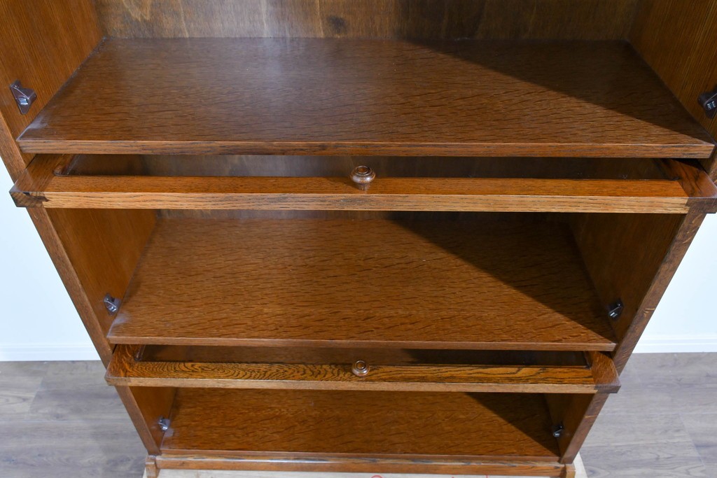 中古　美品　三越家具(現カントリーハウス)　Brugge(ブルージュ)　フラップ扉の4段ブックケース　(R-085663)