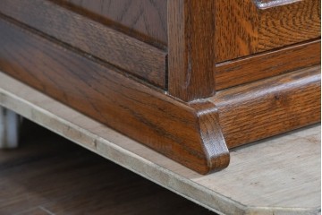 中古　美品　三越家具(現カントリーハウス)　Brugge(ブルージュ)　フラップ扉の4段ブックケース　(R-085663)