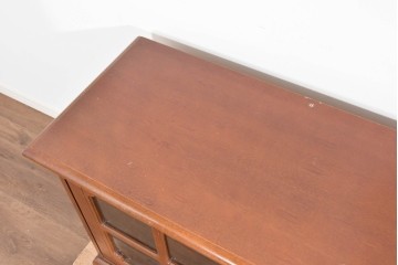 中古　希少!!　イタリア家具　Italia Bútor　ガラス扉の造形が美しいテレビボード　(R-085664)