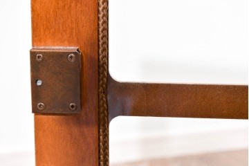 中古　希少!!　イタリア家具　Italia Bútor　ガラス扉の造形が美しいテレビボード　(R-085664)