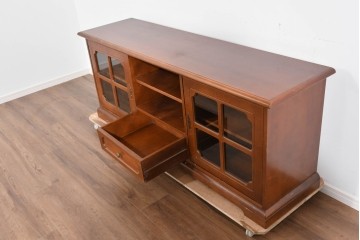 中古　希少!!　イタリア家具　Italia Bútor　ガラス扉の造形が美しいテレビボード　(R-085664)