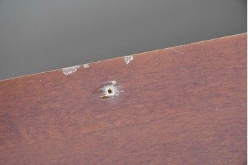 中古　希少!!　イタリア家具　Italia Bútor　ガラス扉の造形が美しいテレビボード　(R-085664)