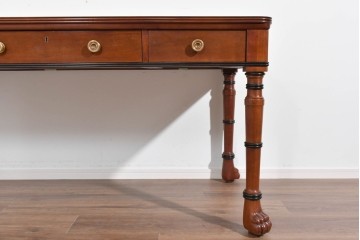 中古　美品　アメリカ　最高級　希少デザイン　Baker(ベーカー社)　優雅なエンパイア様式のデスク　(R-085666)