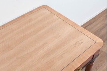 中古　美品　アメリカ　最高級　希少デザイン　Baker(ベーカー社)　優雅なエンパイア様式のデスク　(R-085666)