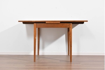 中古　美品　希少な廃番品　カントリーハウス　天板を広げて使える小振りなエクステンションテーブル　(R-085667)