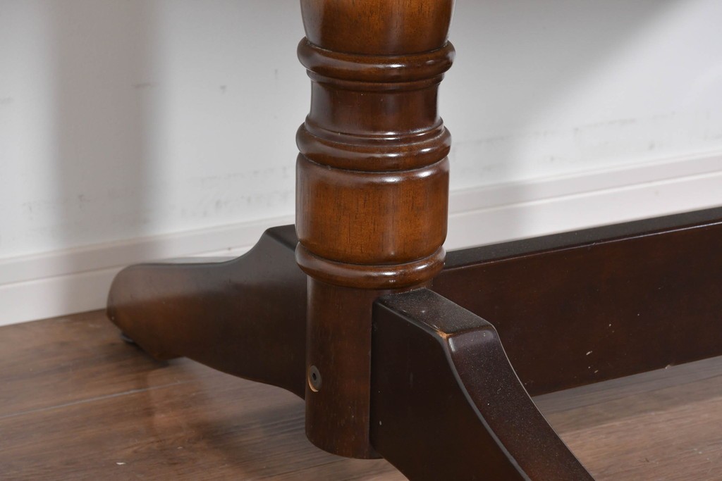 中古　飛騨産業　キツツキマーク　穂高シリーズ　ナラ材　木目の美しさと落ち着いた風合いが楽しめるエクステンションテーブル　(R-085669)