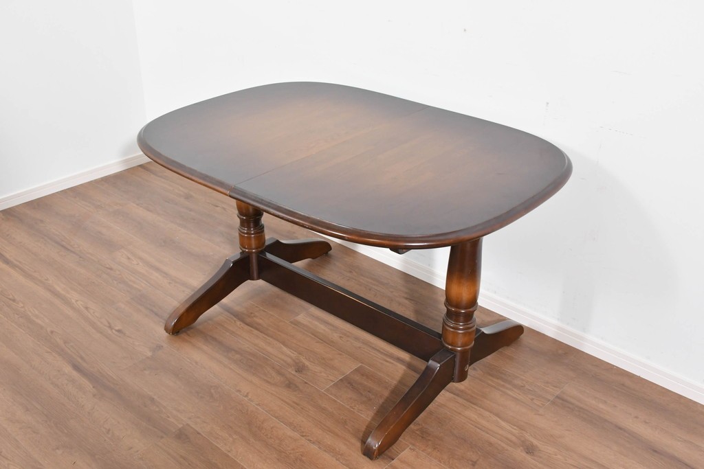 中古　飛騨産業　キツツキマーク　穂高シリーズ　ナラ材　木目の美しさと落ち着いた風合いが楽しめるエクステンションテーブル　(R-085669)